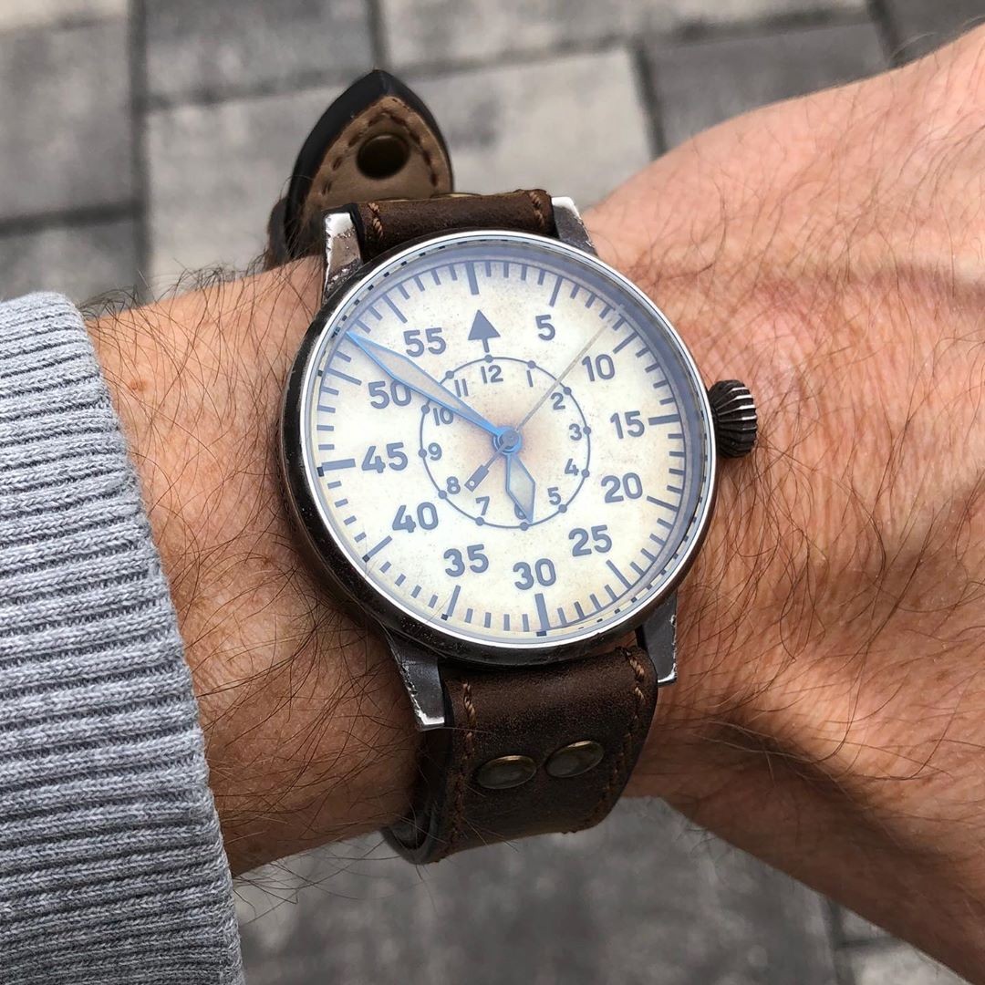 Made it through another one... TGIF!
HAGWE everyone!
.
.
#laco #laco1925 #erbstück #lacoerbstück #erbstuck #lacoerbstuck #lacowatches #lacowatch #fulllume #fulllumedial #watch #watches #affordablewatches #timepiece #horology #womw #uhren #dailywatch #watchcollector #uhrforum #watchgeek #instawatch #watchesofinstagram #woywt #fliegerfriday