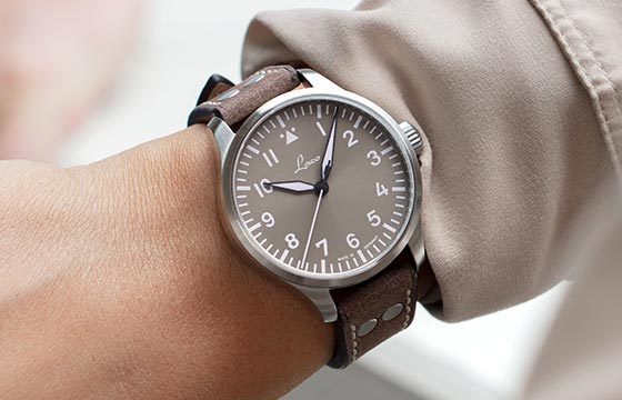 39 mm – Limited Edition in Taupe