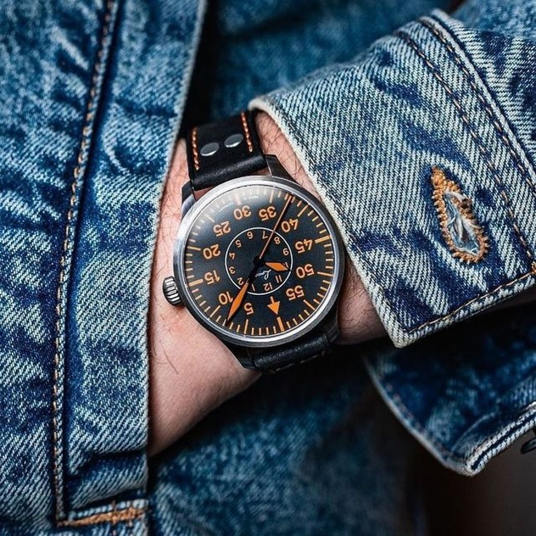 The Palermo 39 follows the historic type B dial and is an unmissable eye-catcher on the wrist. The technical style underlines the superior design with reliable function.