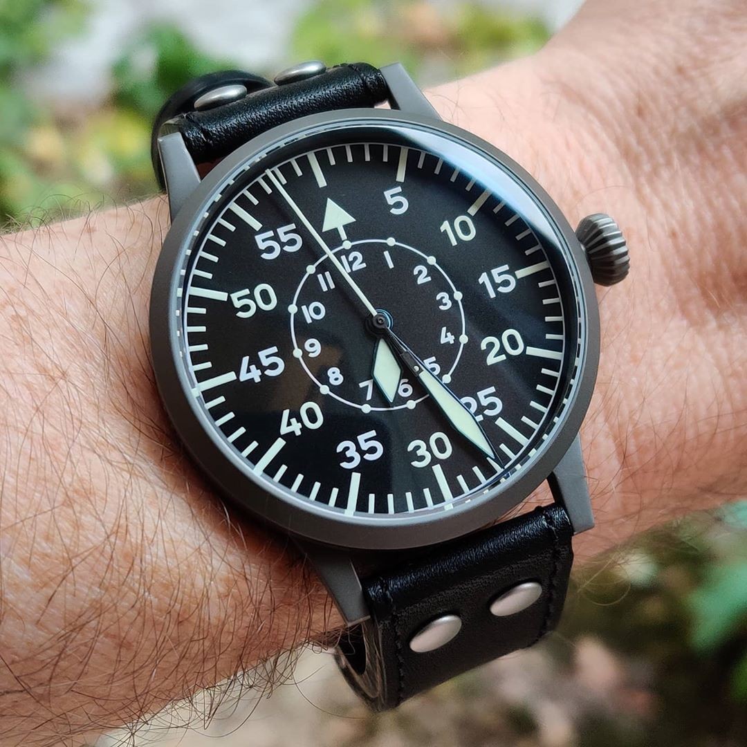 Big watch day!
#fliegerfriday #flieger #laco1925 #laco #replica45 #replika45 #Beobachtungsuhr #BaumusterB #horology #watchfam #watchporn #watchnerd #watchesofinstagram #watchoftheday #wotd #instawatch #wristwear #wristporn #wristwatch #wristgame #wristcheck #wristshot #wruw #watchcollector #watchaddict #watchphotography #watchgeek