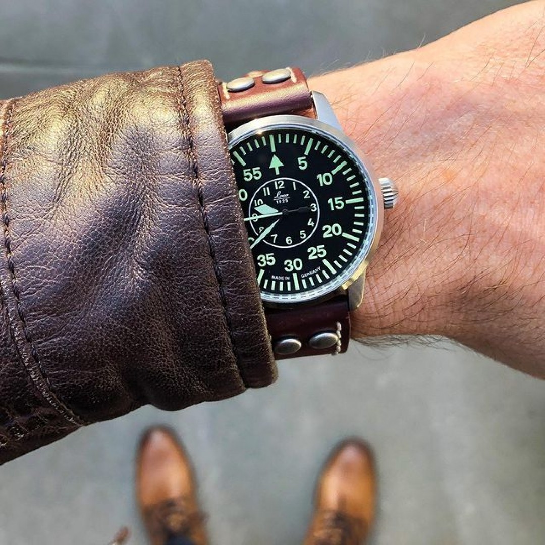 New watch alert! 36mm Laco. A bit of a guess, this size for a pilot watch of this type, but I must say I love it. 
-
-
-
#laco #laco36mm #lacotokio #instawatches #watchesofinstagram #36mmlaco #861799 #pilotwatch