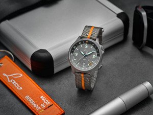 Fliegeruhren Sondermodelle von Laco Uhren Modell FRANKFURT GMT GRAU