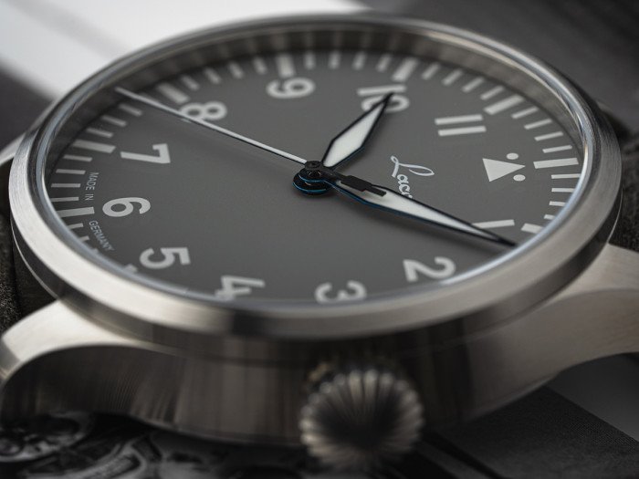 3. Bild von Fliegeruhr BASIS Augsburg Grau 39
