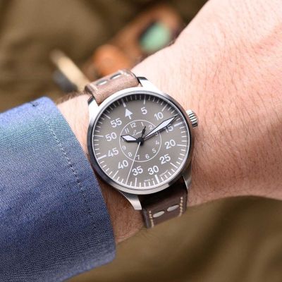 Via @windupwatchshop - Following up on last year’s 42mm Taupe models @laco1925 has launched the Augsburg and Aachen (pictured) 39mm with their stunning Taupe dial, limited to 200 units - available now at Windup Watch Shop - link in bio #laco1925 #windupwatchshop #wornandwound