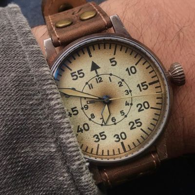 Laco Graz Erbstück Pilot Watch
.
My pre-aged watch goes perfectly with my pre-aged jacket and pre-aged jeans. The only way to avoid my hatred of scratching a new shiny watch is not to wear a new shiny watch.
.
#justwatchmenow #watch #watches #watchesofinstagram #watchuseek #wristshots #laco1925 #radaux #lacowatch #lacowatches #erbstuck #lacoerbstück #idontownaspeedy